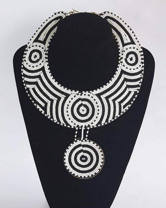 Shanga Medali Necklace 1
